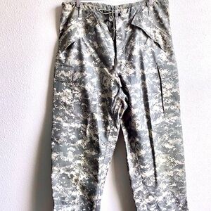 Camo Cargo Pants - Cold Weather Universal Camouflage